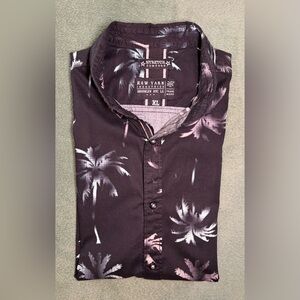 Raw Yarn Ind. N.Y., Black Palm TreeCasual Button Down Shirt, Size: XL. (5281)